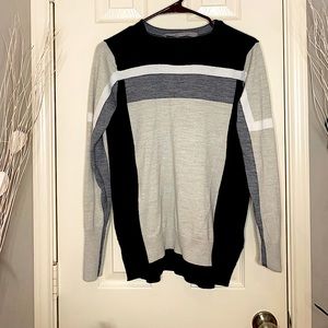 Athleta sweater